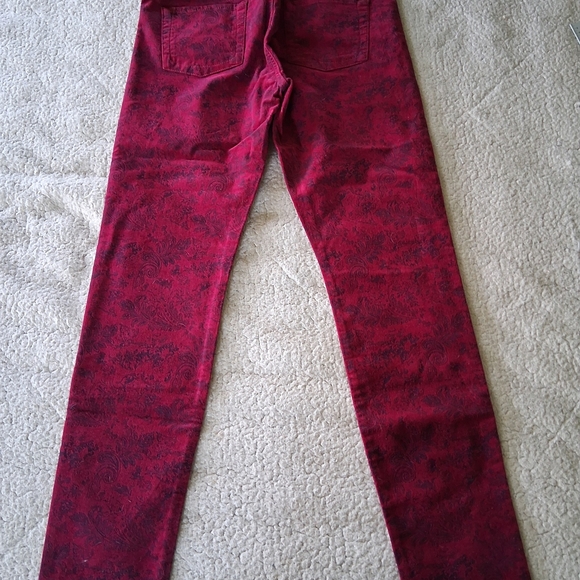 New Kut from the Kloth Burgundy Skinny Jeans - Picture 7 of 8